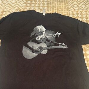 Dolly Pardon Gildan Black Graphic Short Sleeve Tee